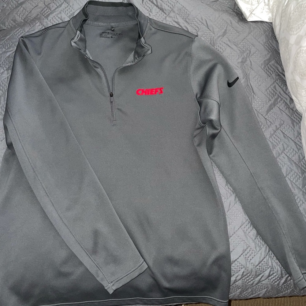 Gray Nike Chiefs quarterzip